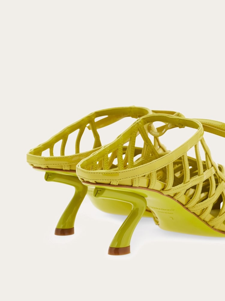 S-shaped heel mule Gallery image 7