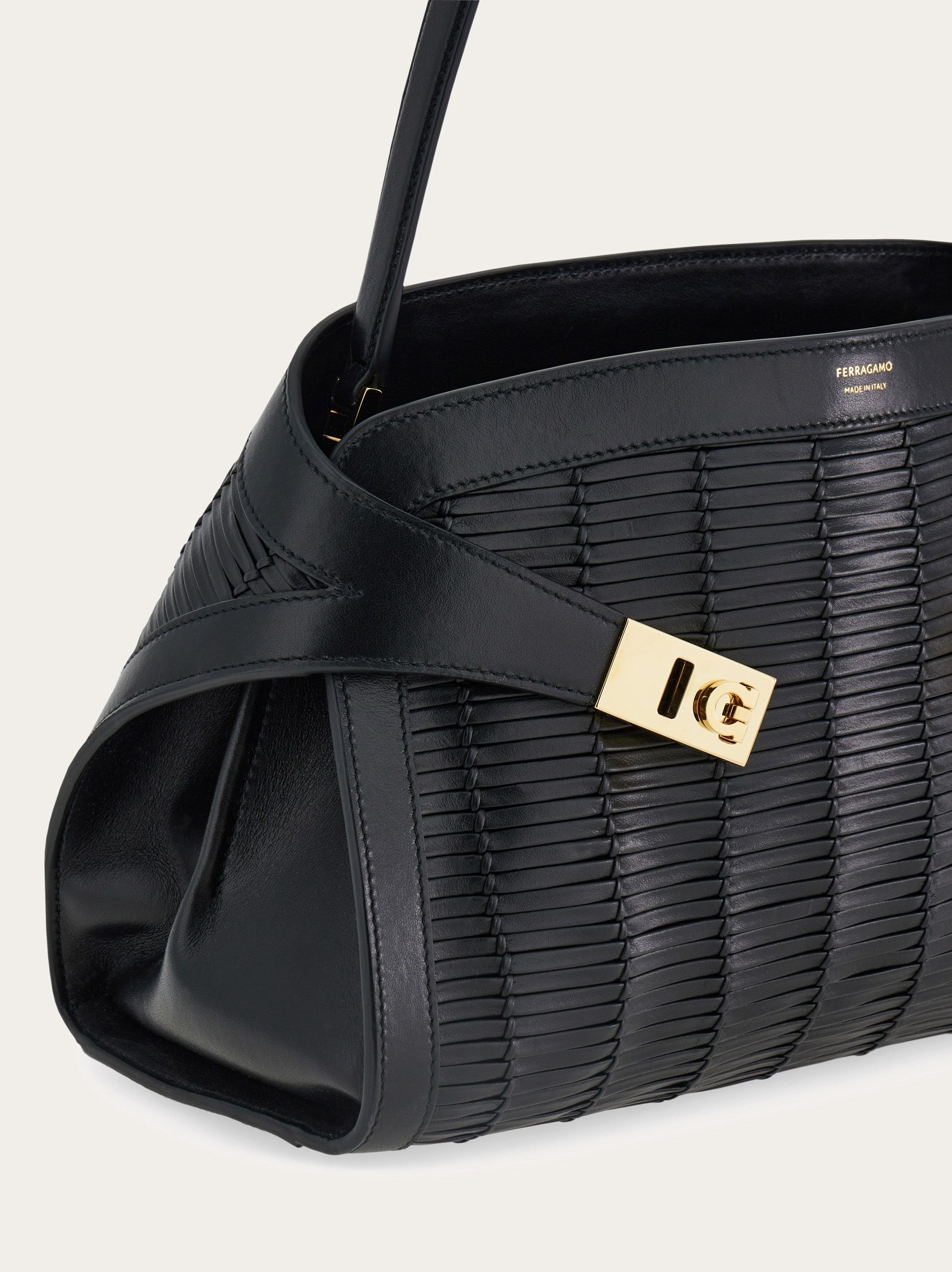 Hug Soft shoulder bag (M) - Women | Ferragamo