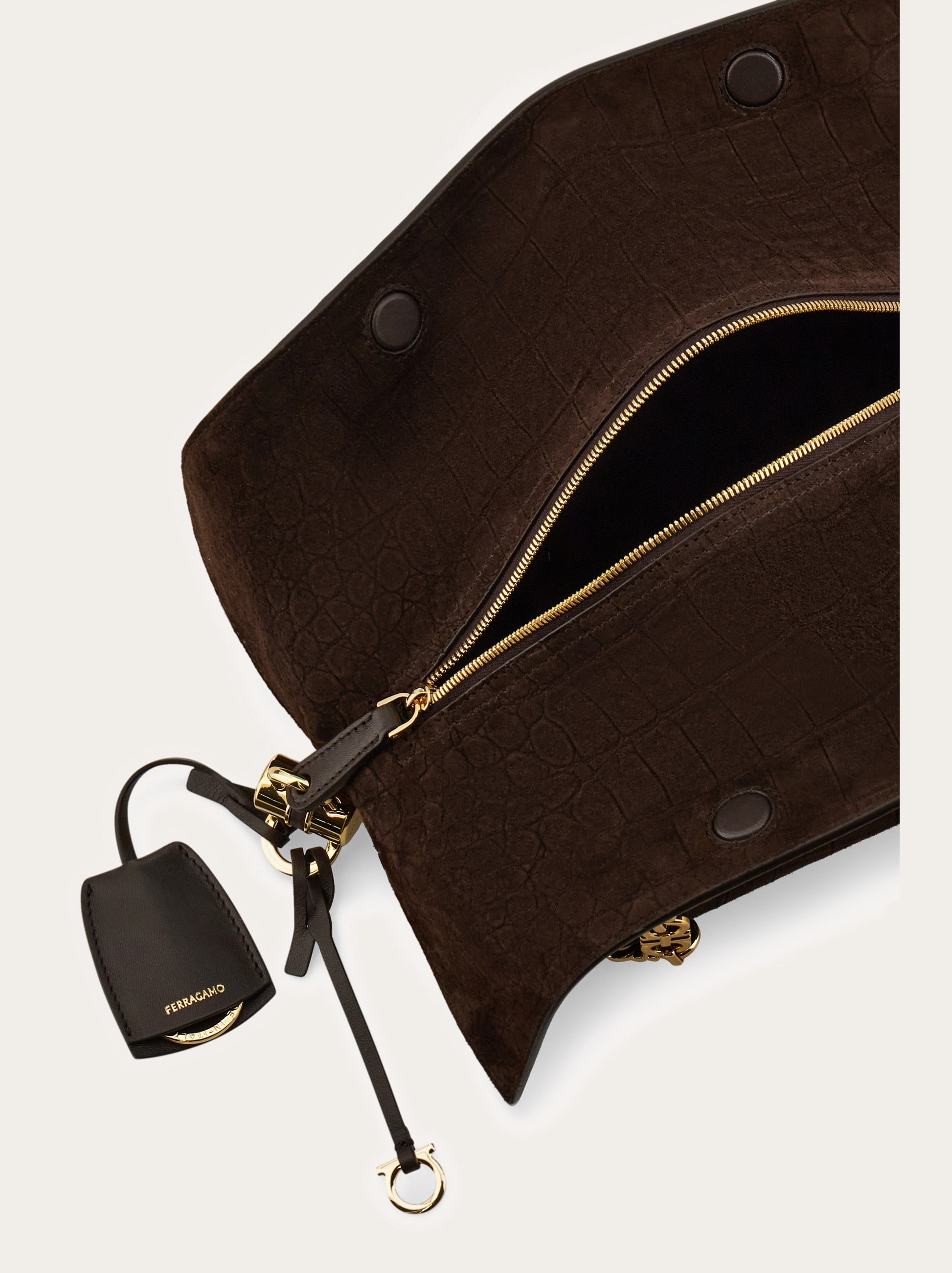 Gancini chain folded shoulder bag (S) - Women | Ferragamo