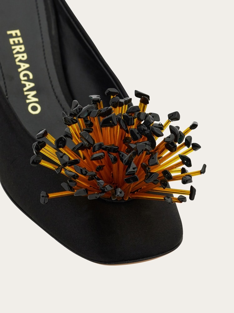 Mule talon sculpture S Gallery image 5