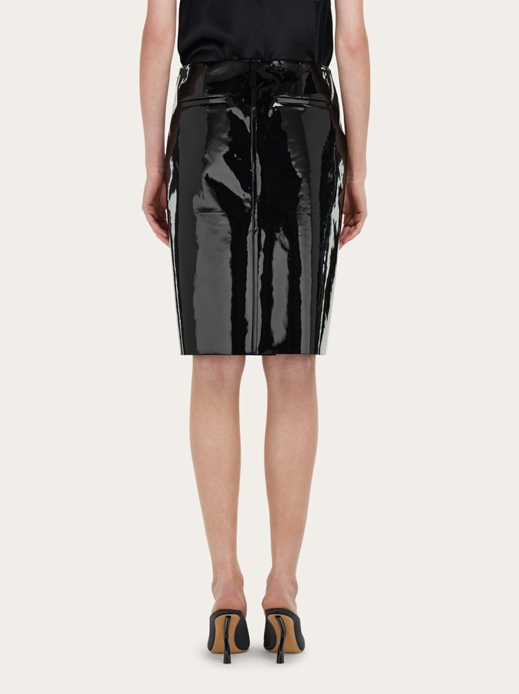 Patent leather pencil skirt Gallery image 3