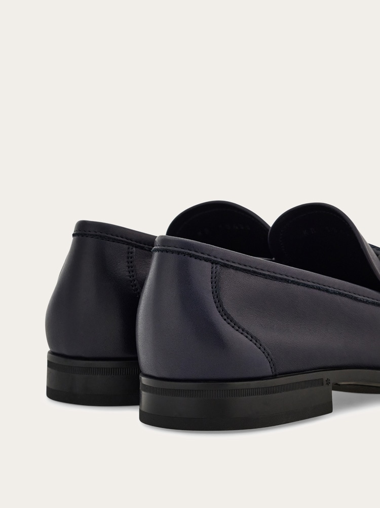 Gancini ornament loafer Gallery image 4