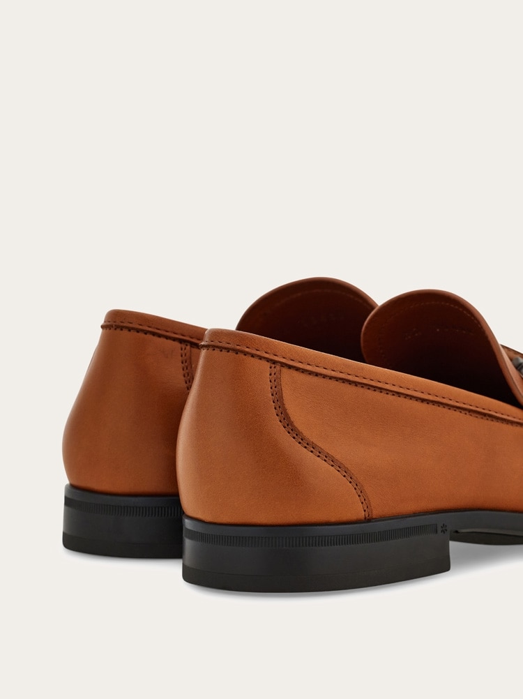 Gancini ornament loafer Gallery image 4