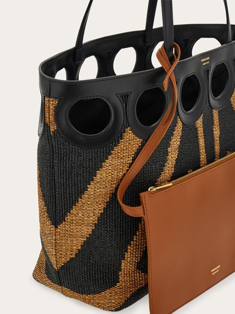 Gancini outline tote bag (L) Gallery image 6