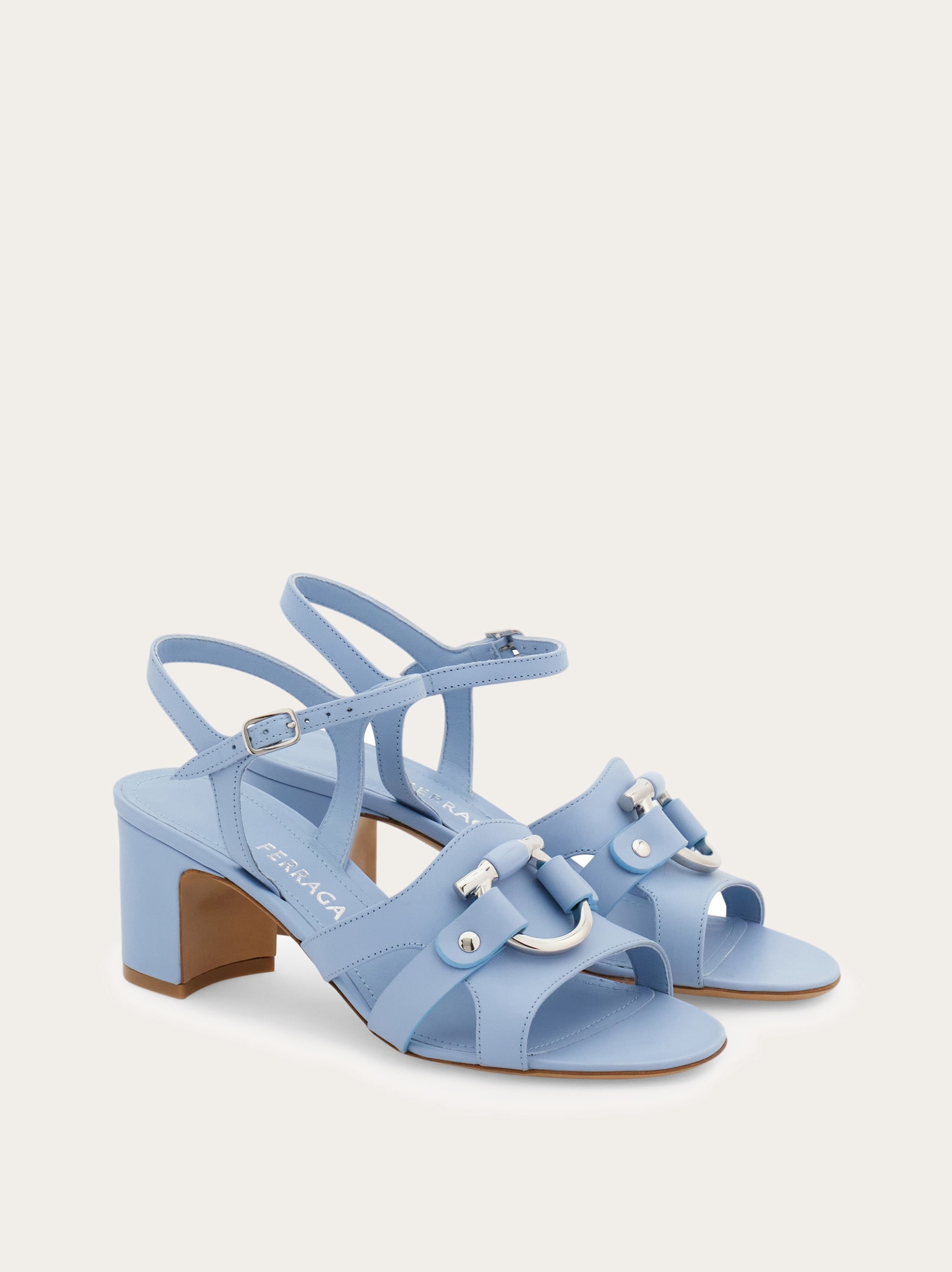 ガンチーニ サンダル - ウィメンズ | Ferragamo