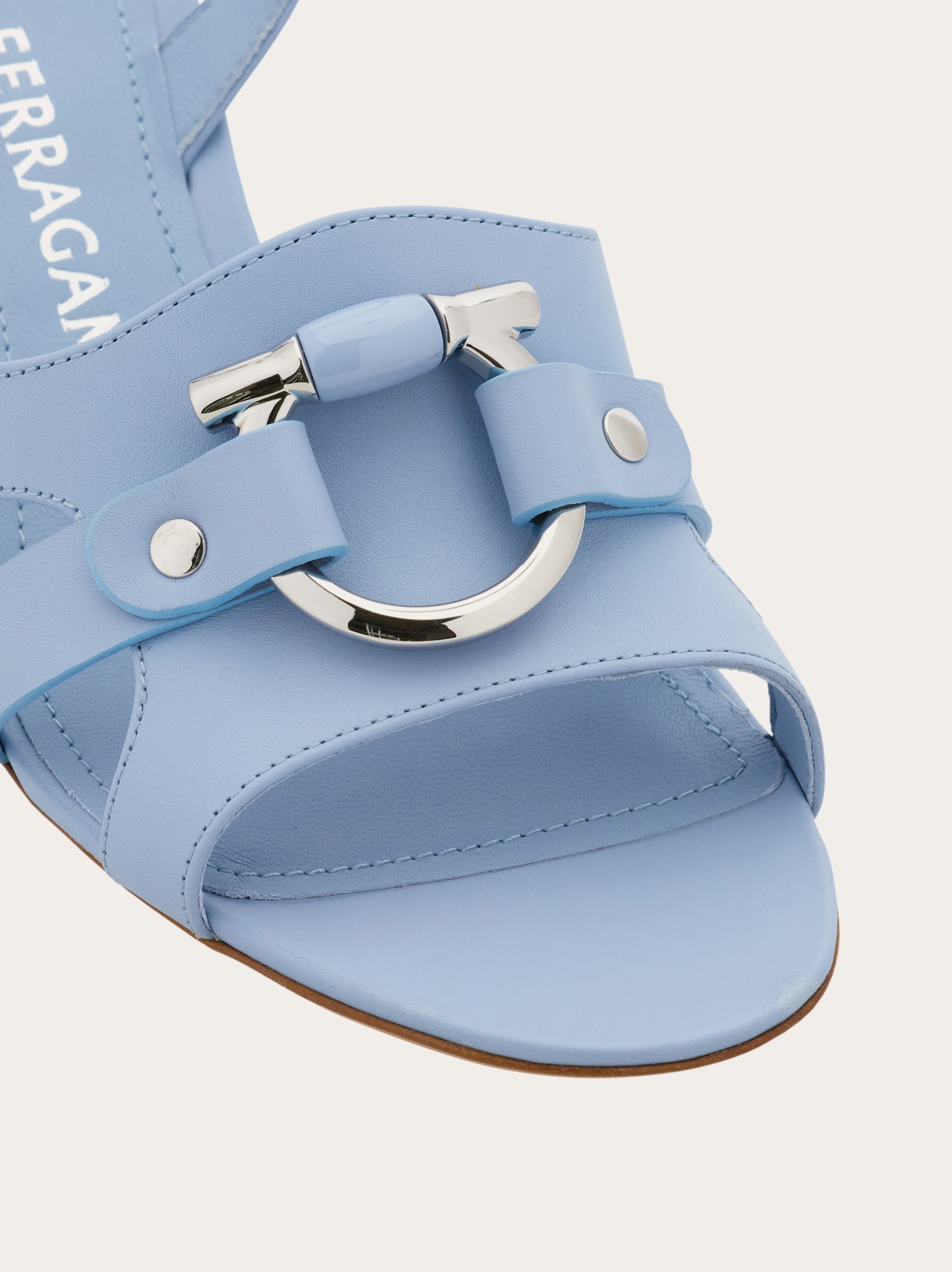 ガンチーニ サンダル - ウィメンズ | Ferragamo