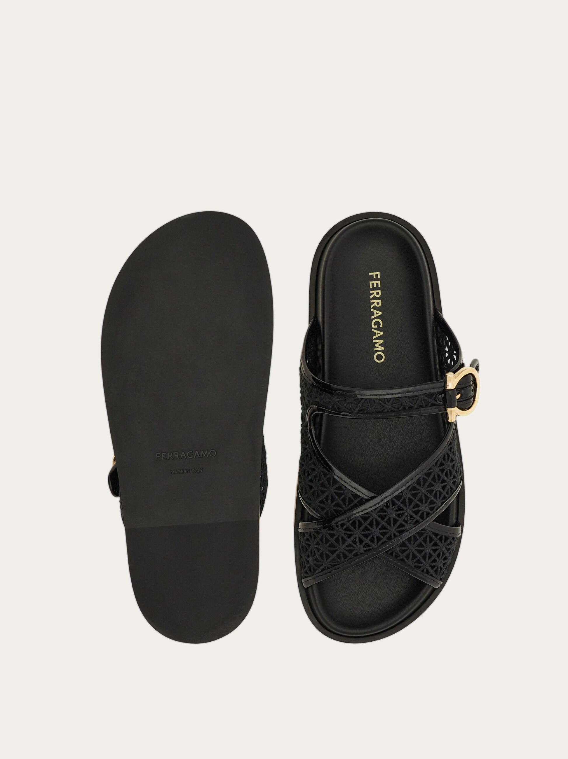 FERRAGAMO バンドゥ Gancini buckle crossover slide - Women | Ferragamo