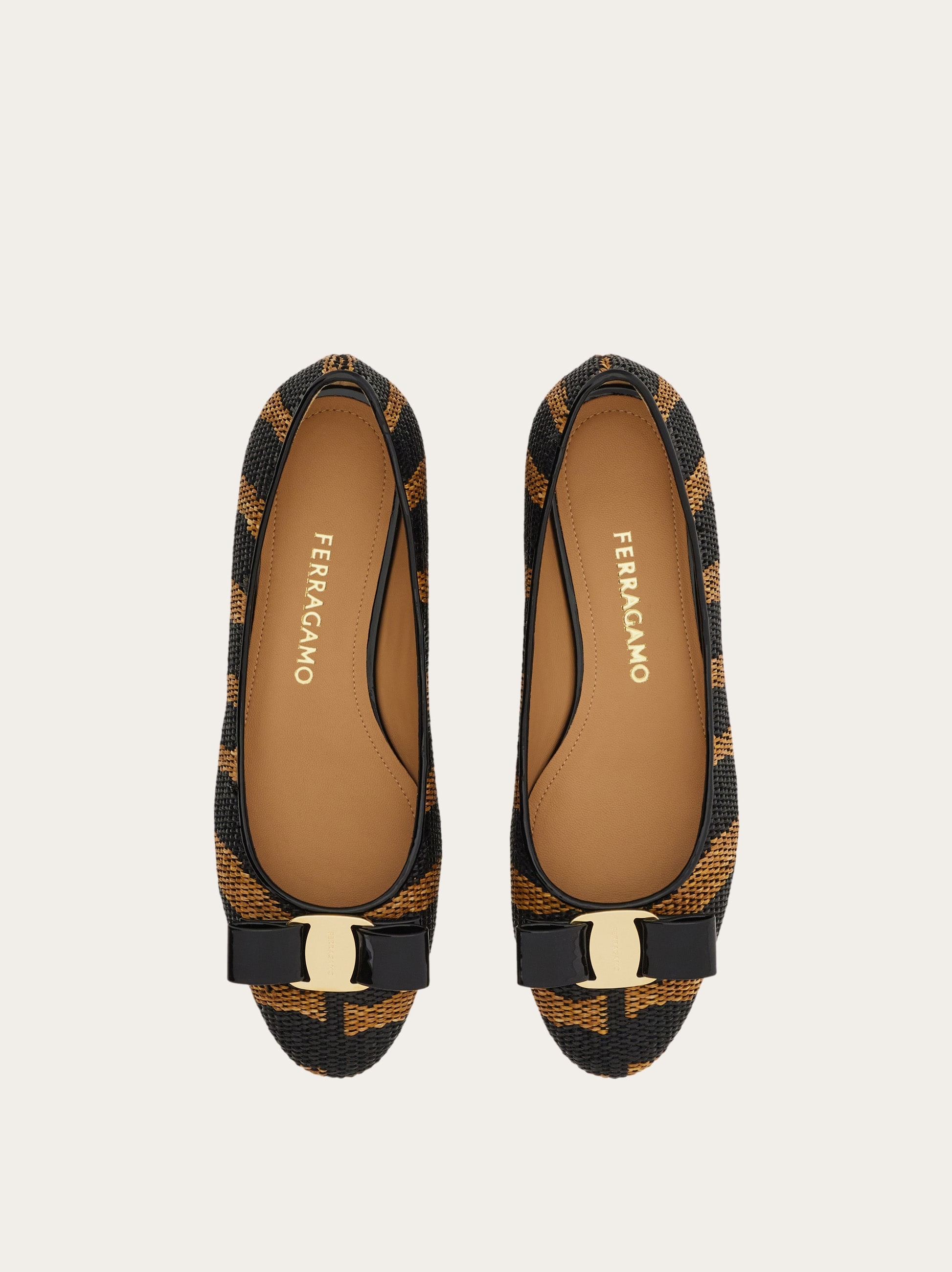 Salvatore Ferragamo ヒョウ柄 フラットシューズ　ハラコ Varina ballet flat - Women | Ferragamo