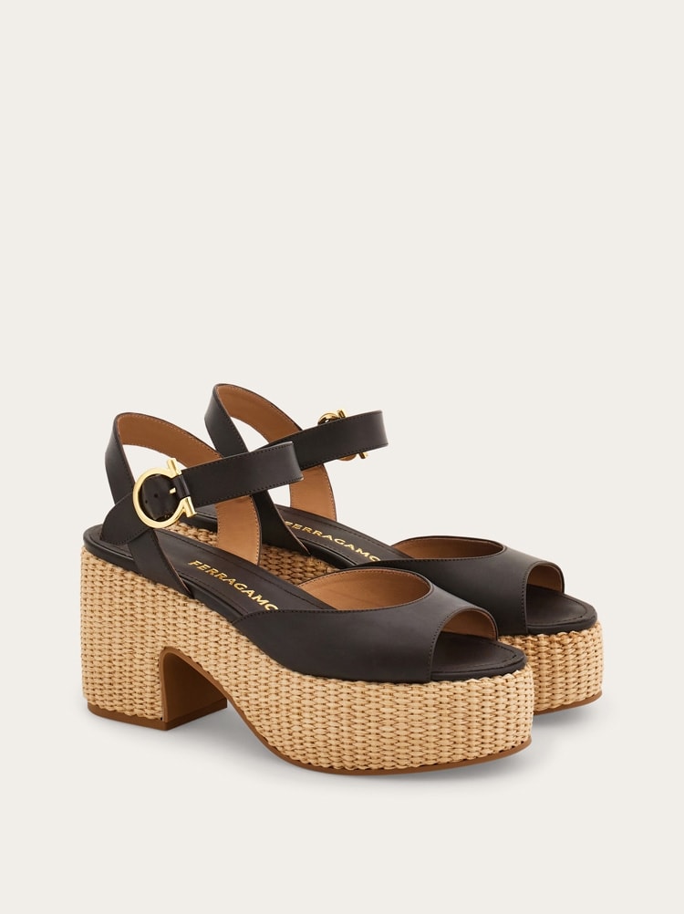 Platform sandal Gallery image 2