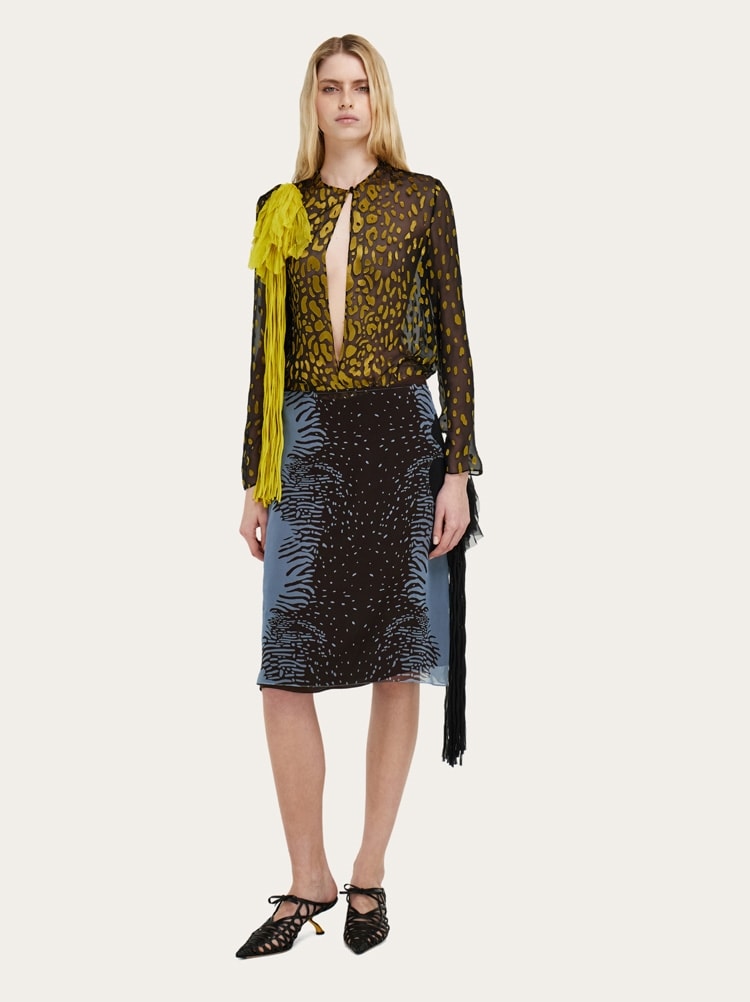 Gonna con fiore Gallery image 5