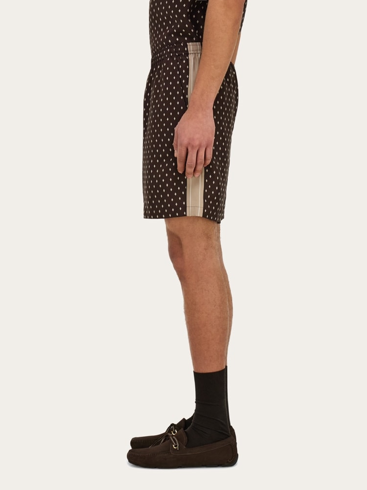 Silk Bermuda shorts Gallery image 3