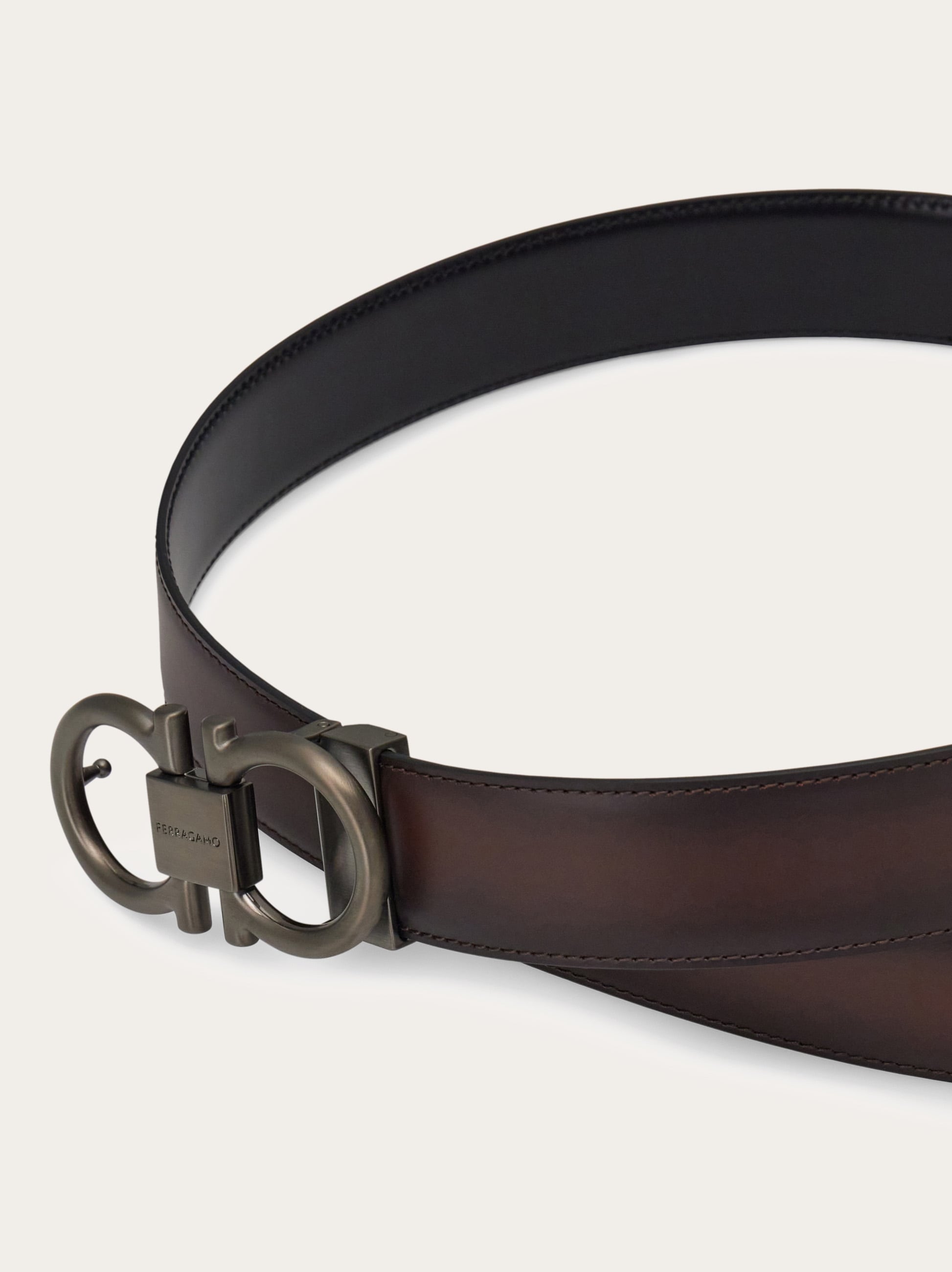 Salvatore Ferragamo 236091 ベルト レザーブラウン Reversible and adjustable Gancini belt - Men | Ferragamo