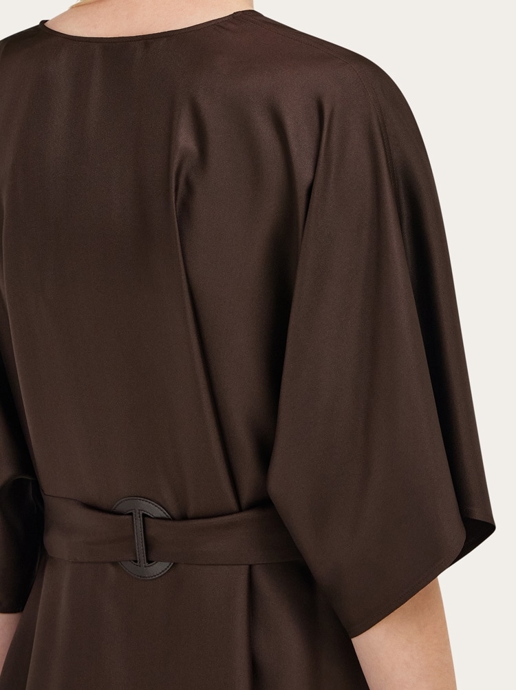 Silk dress Gallery image 6