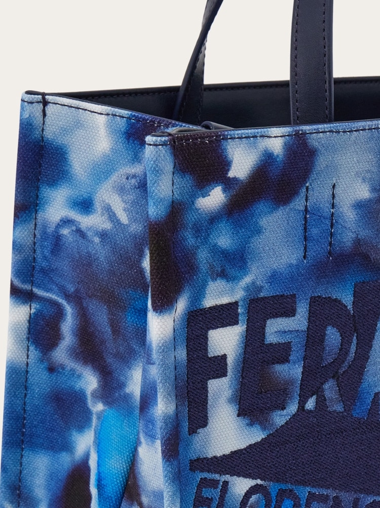 Carnation print tote bag (M) Gallery image 8