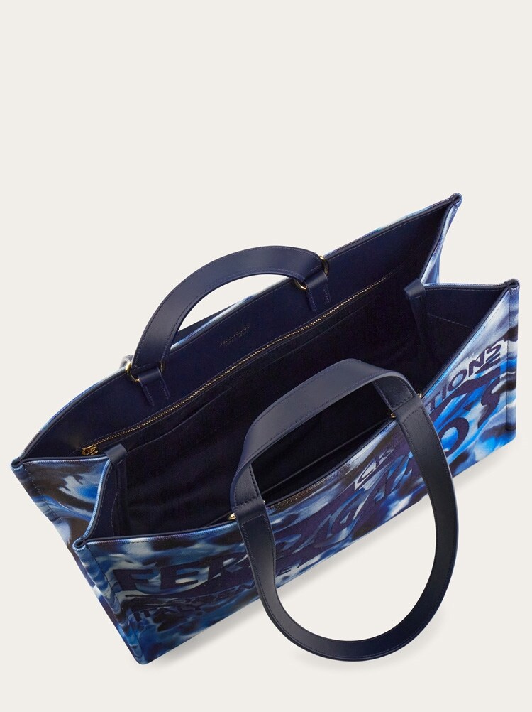 Tote bag with logo (L) Gallery image 6