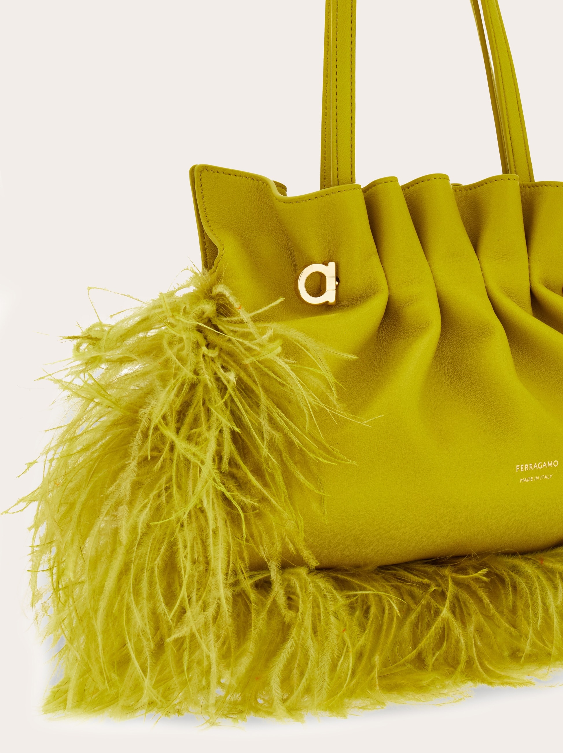 フェラガモ ソフトバッグ(S) - ウィメンズ | Ferragamo