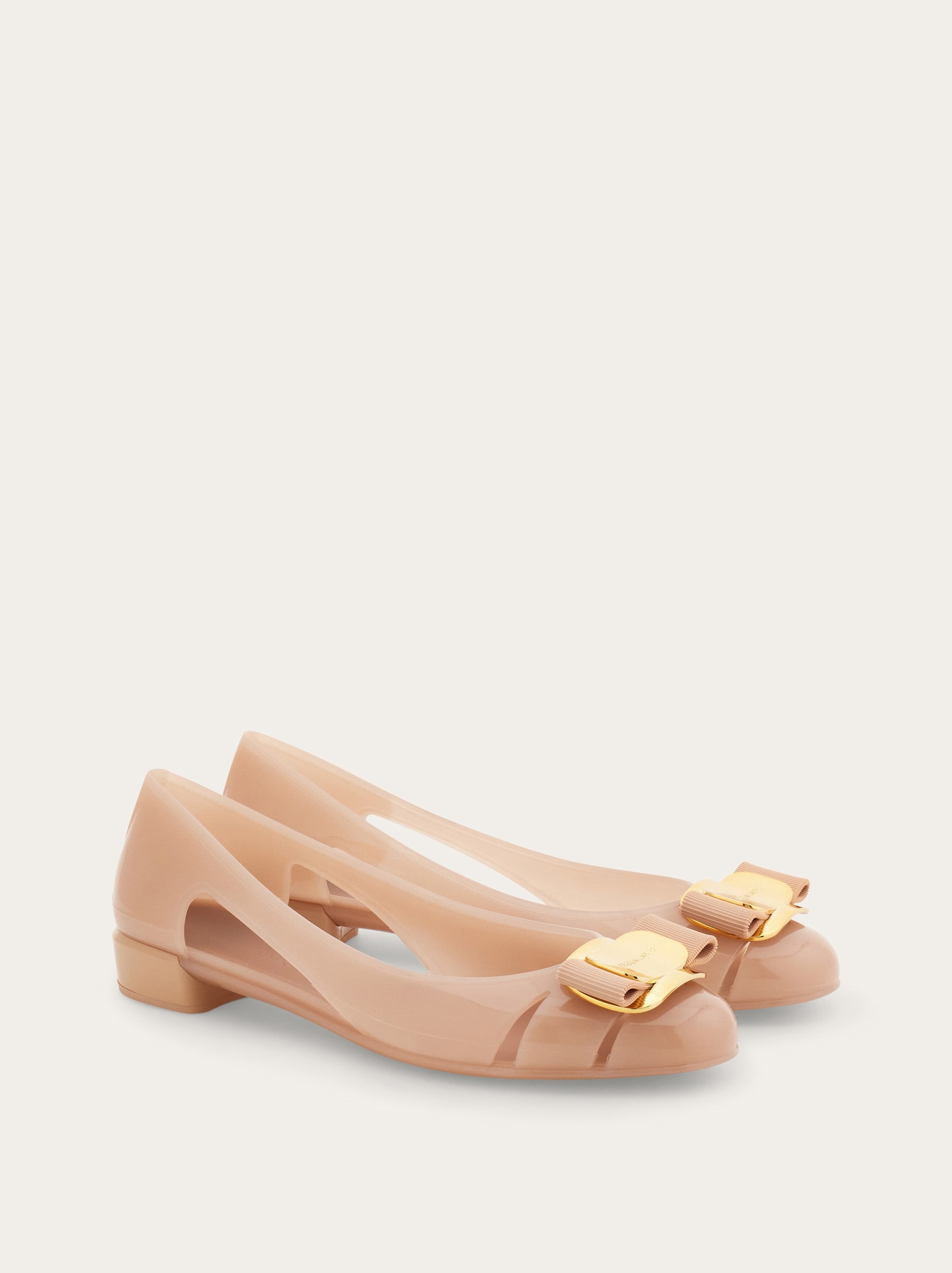 New Vara plate jelly ballet flat - Women | Ferragamo