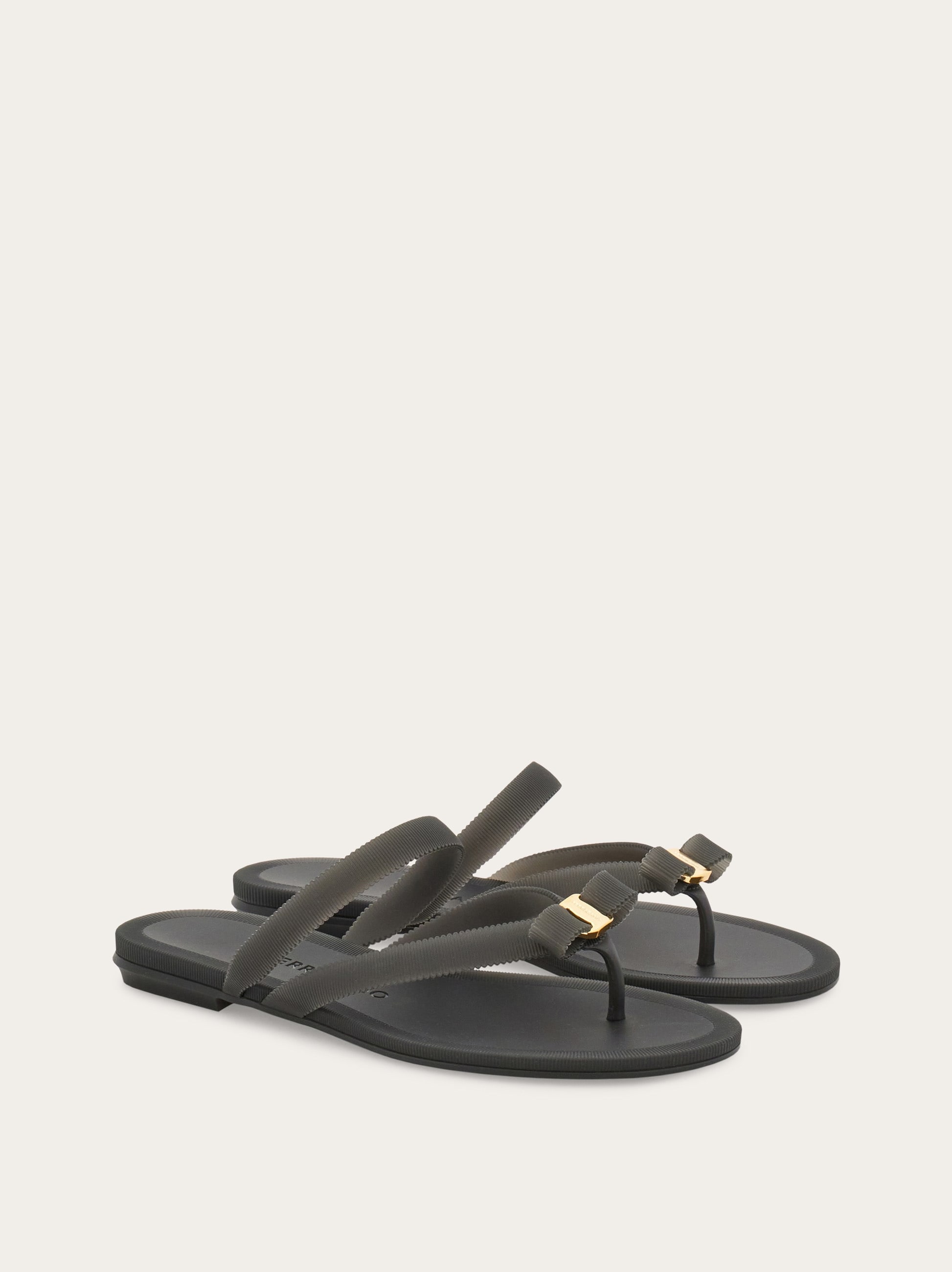 Vara bow jelly thong sandal - Women | Ferragamo