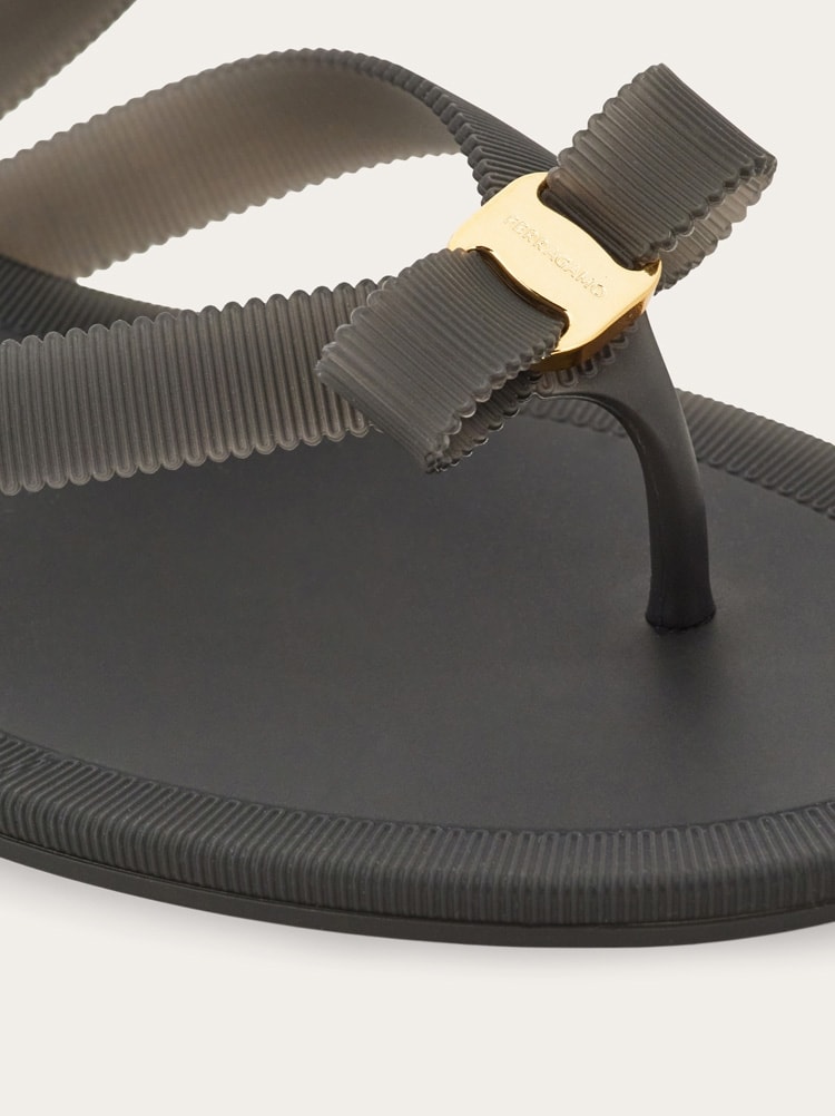 Vara bow jelly thong sandal Gallery image 6