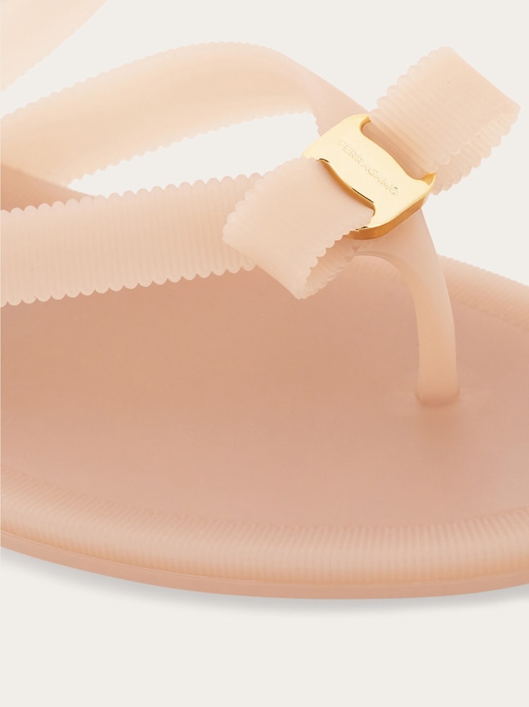 Vara bow jelly thong sandal Gallery image 6