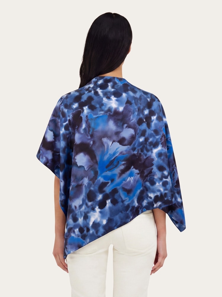 Carnation print sleeveless top Gallery image 3