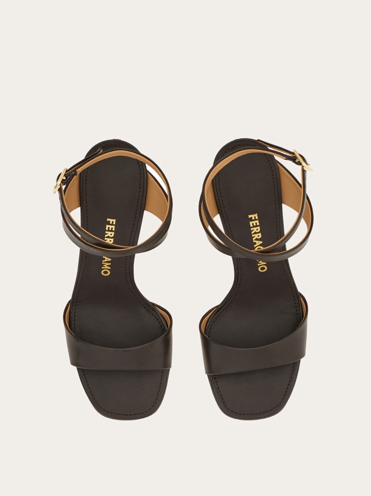 Mid heel sandal Gallery image 3