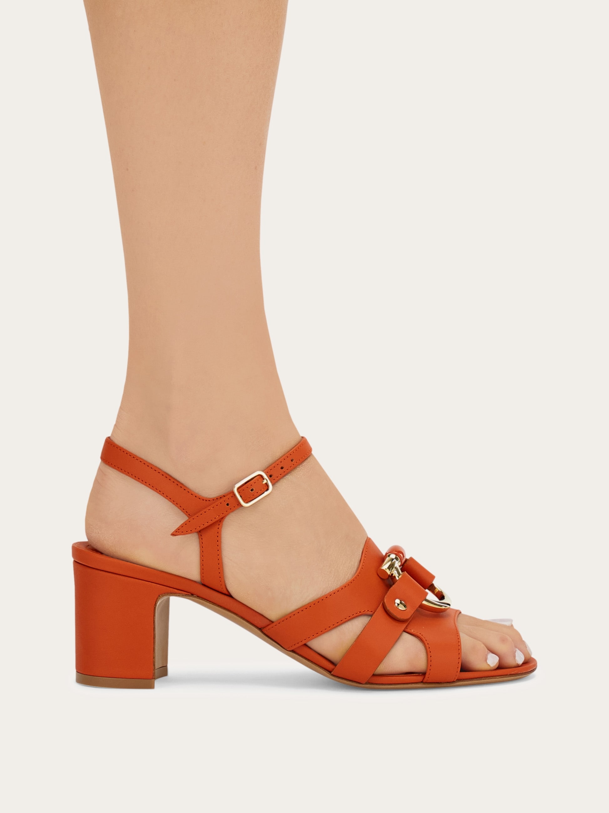う*ど様 Salvatore Ferragamo サンダル Gancini ornament sandal - Women | Ferragamo