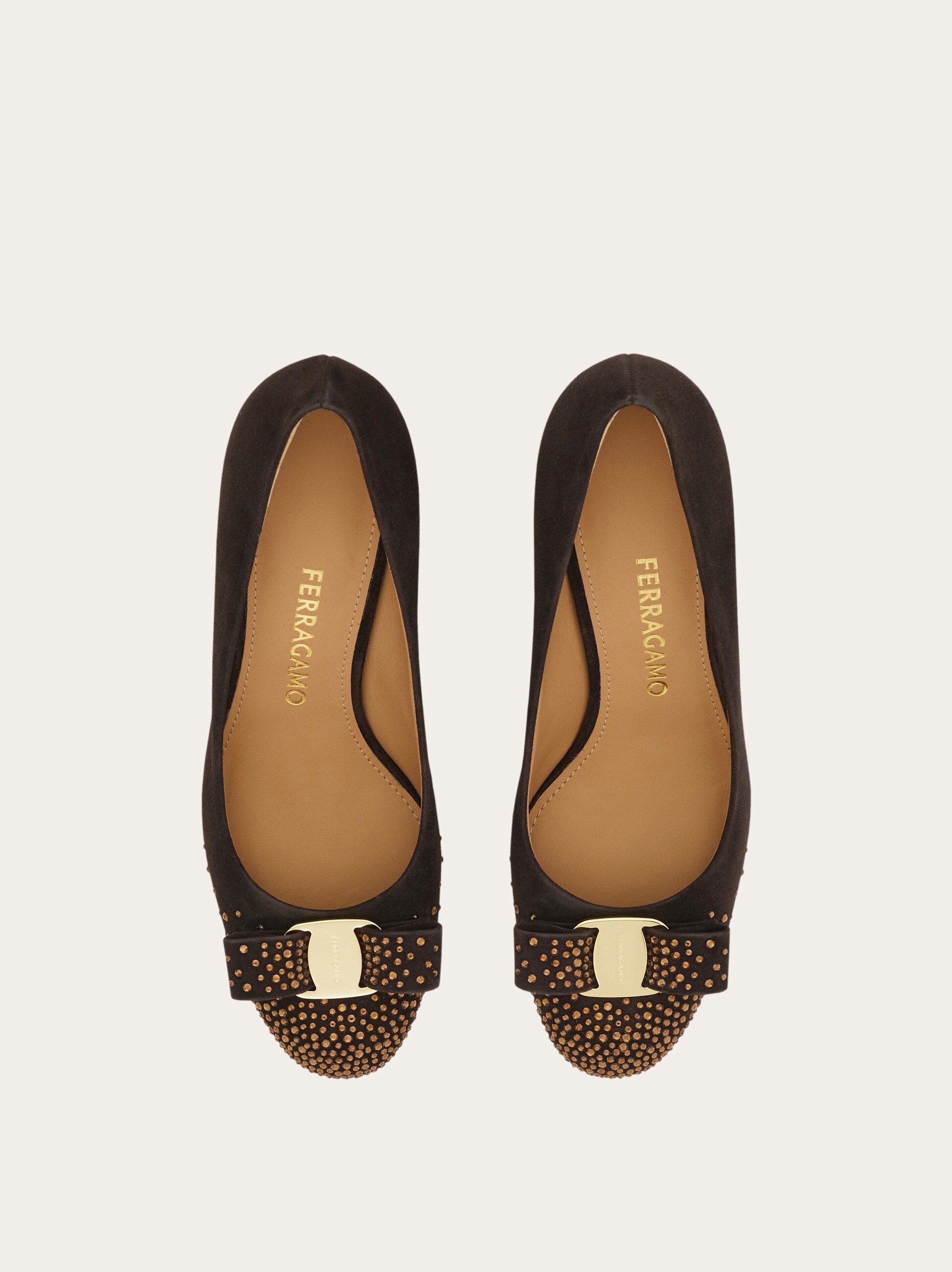 ヴァラ リボン パンプス - ウィメンズ | Ferragamo