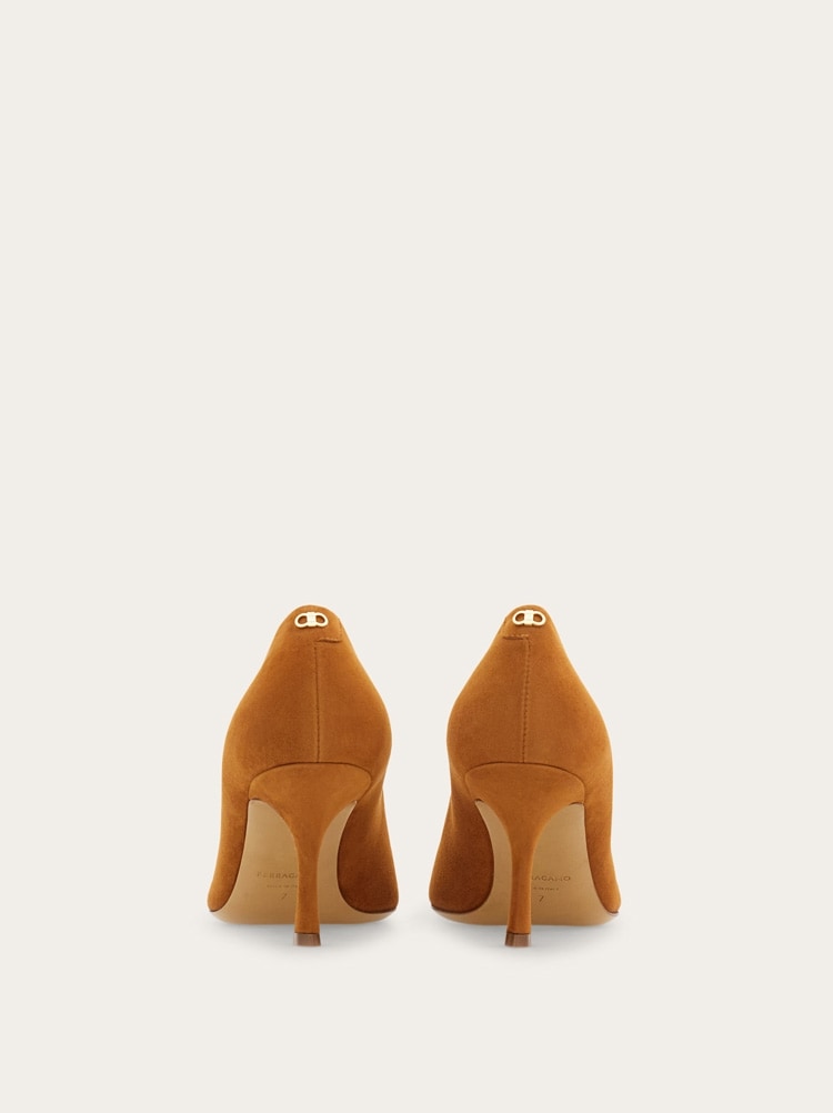 Pump shoe Gallery image 5