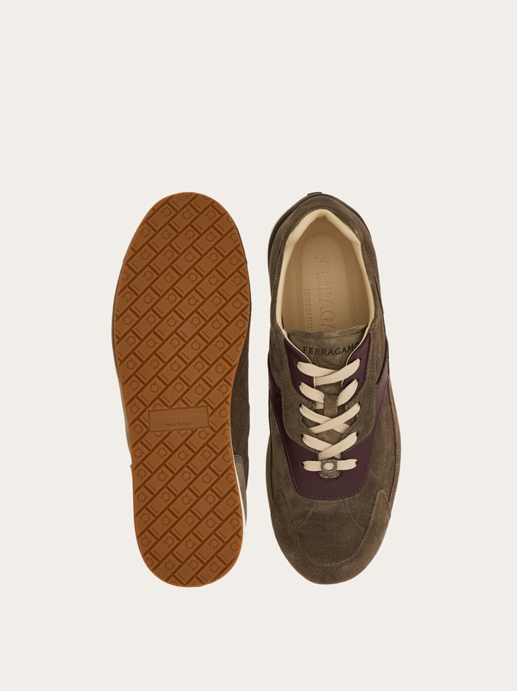 Low top sneaker Gallery image 5