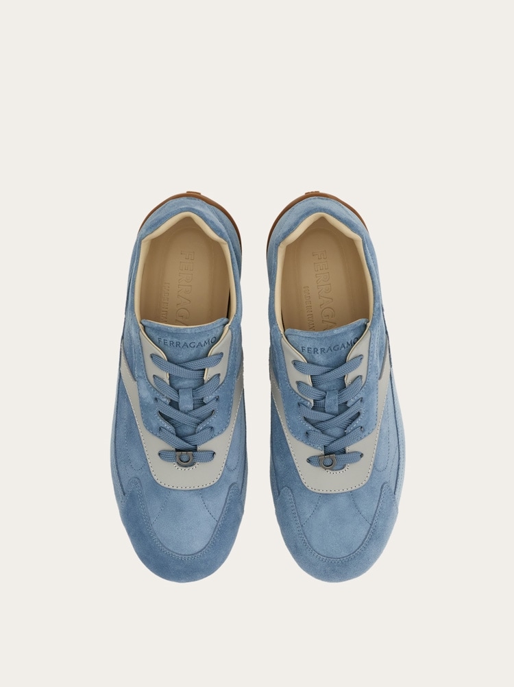 Low top sneaker Gallery image 3