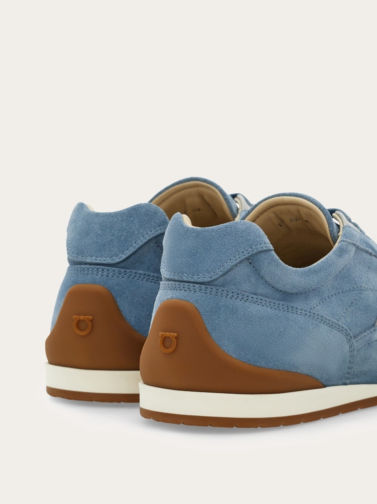 Low top sneaker Gallery image 4