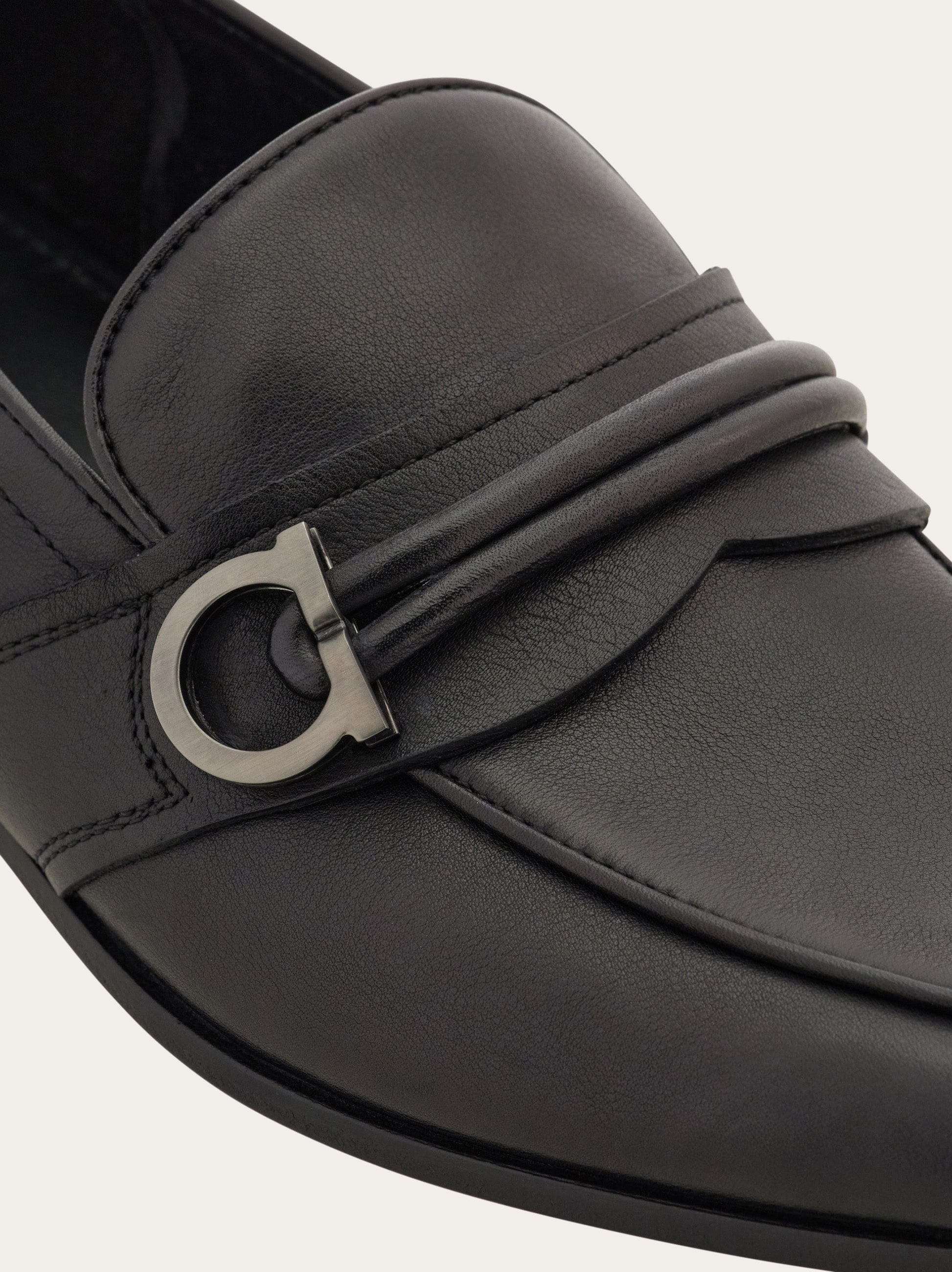 Gancini ornament moccasin - Men | Ferragamo