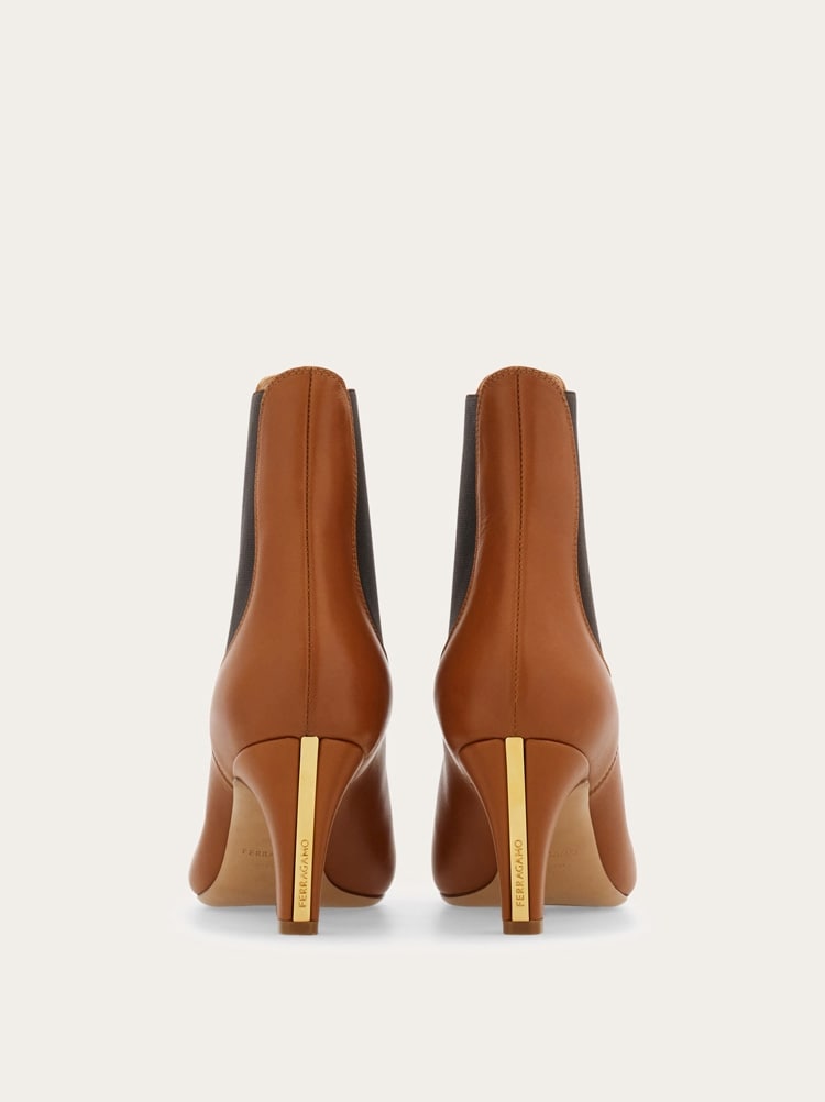 Mid heel Chelsea boot Gallery image 5