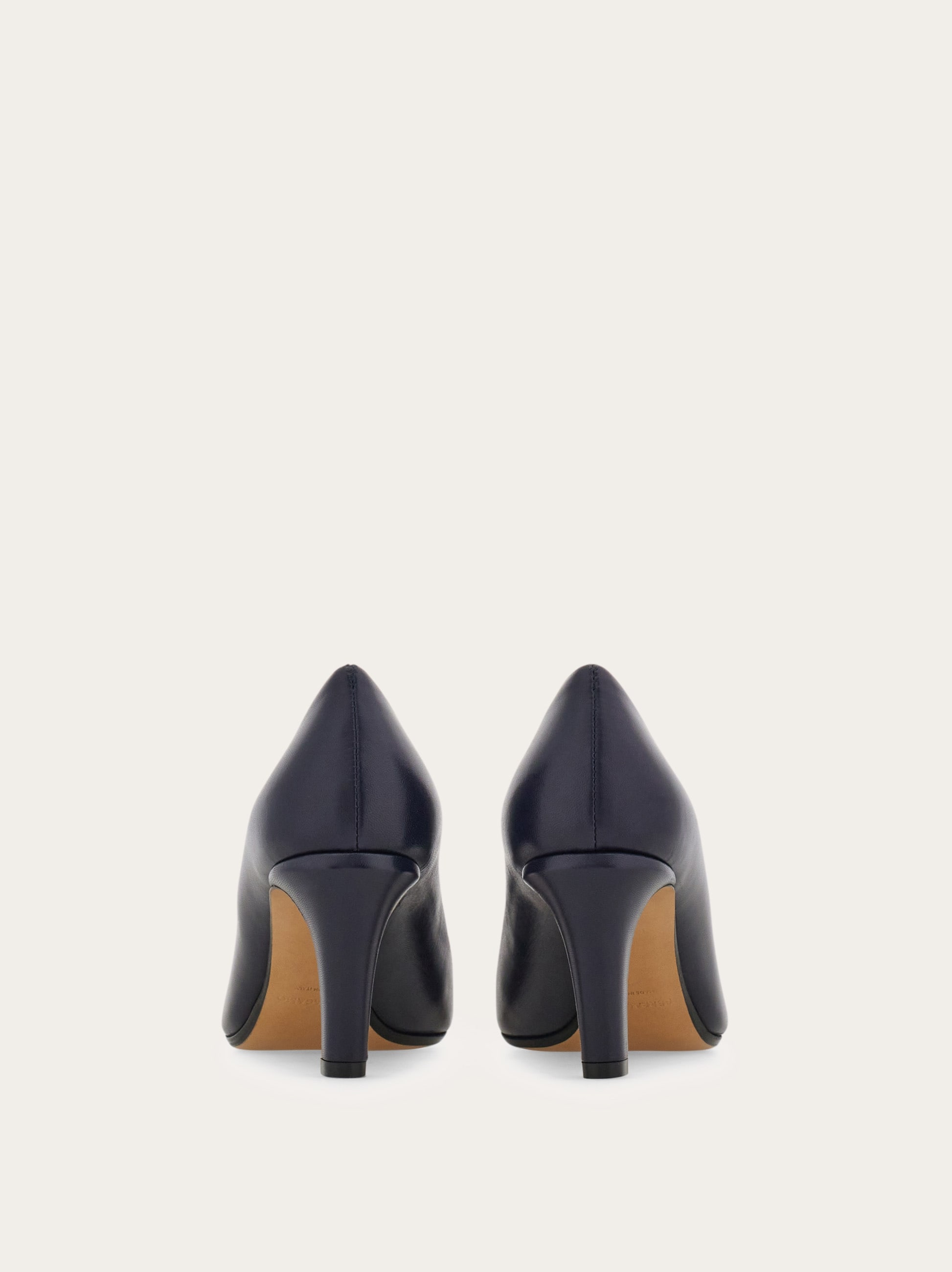 ヴァラ リボン パンプス - ウィメンズ | Ferragamo