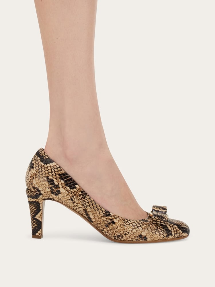 Vara bow pump shoe Gallery image 4