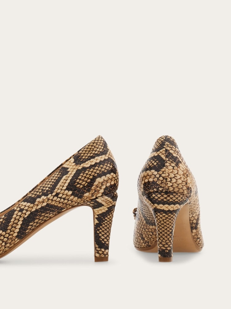 Vara bow pump shoe Gallery image 7