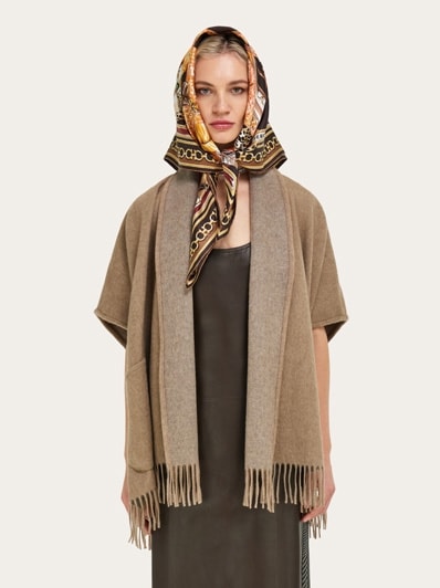 Poised leopards print silk scarf - Women | Ferragamo