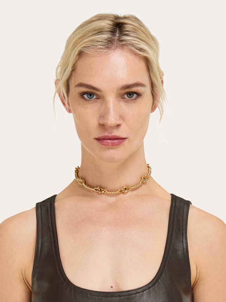 Twisted chain Gancini necklace Gallery image 3