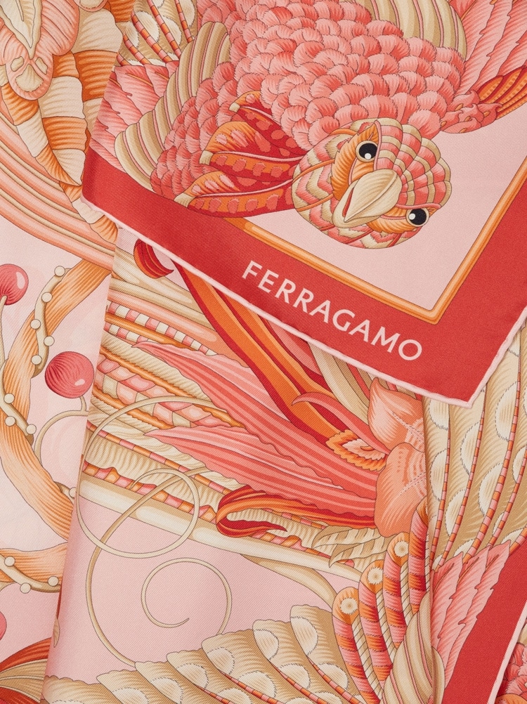 Pañuelo de seda estampado Parrots Gallery image 2