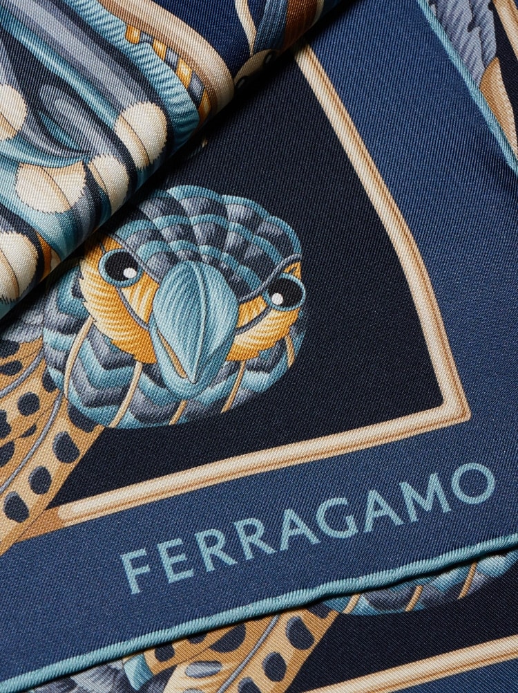 Parrots print silk foulard Gallery image 2