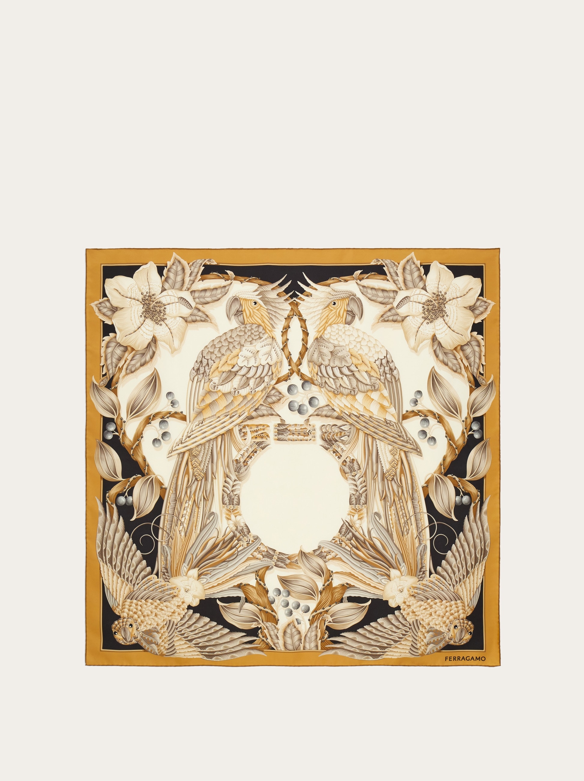 Salvatore Ferragamo クッション 花と鳥 Salvatore Ferragamo クッション 花と鳥 Parrots print silk foulard