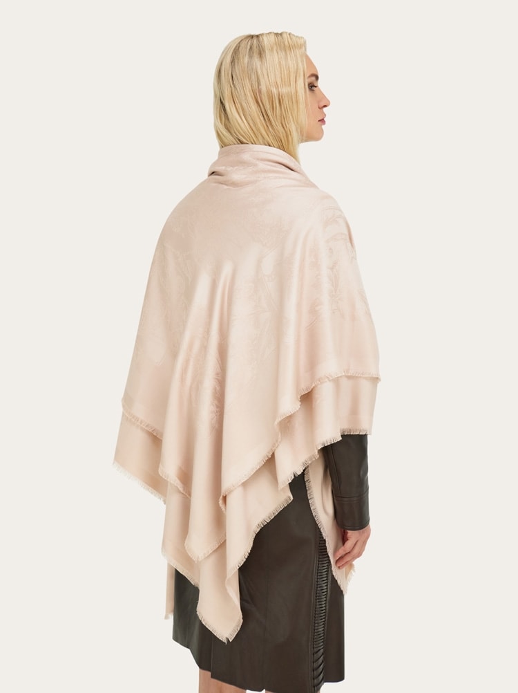 Silk jacquard shawl Gallery image 3
