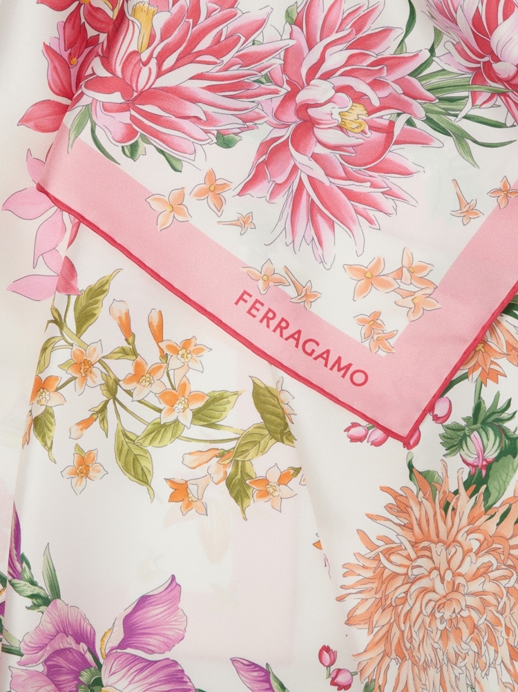 Foulard in seta stampa Primavera Gallery image 2