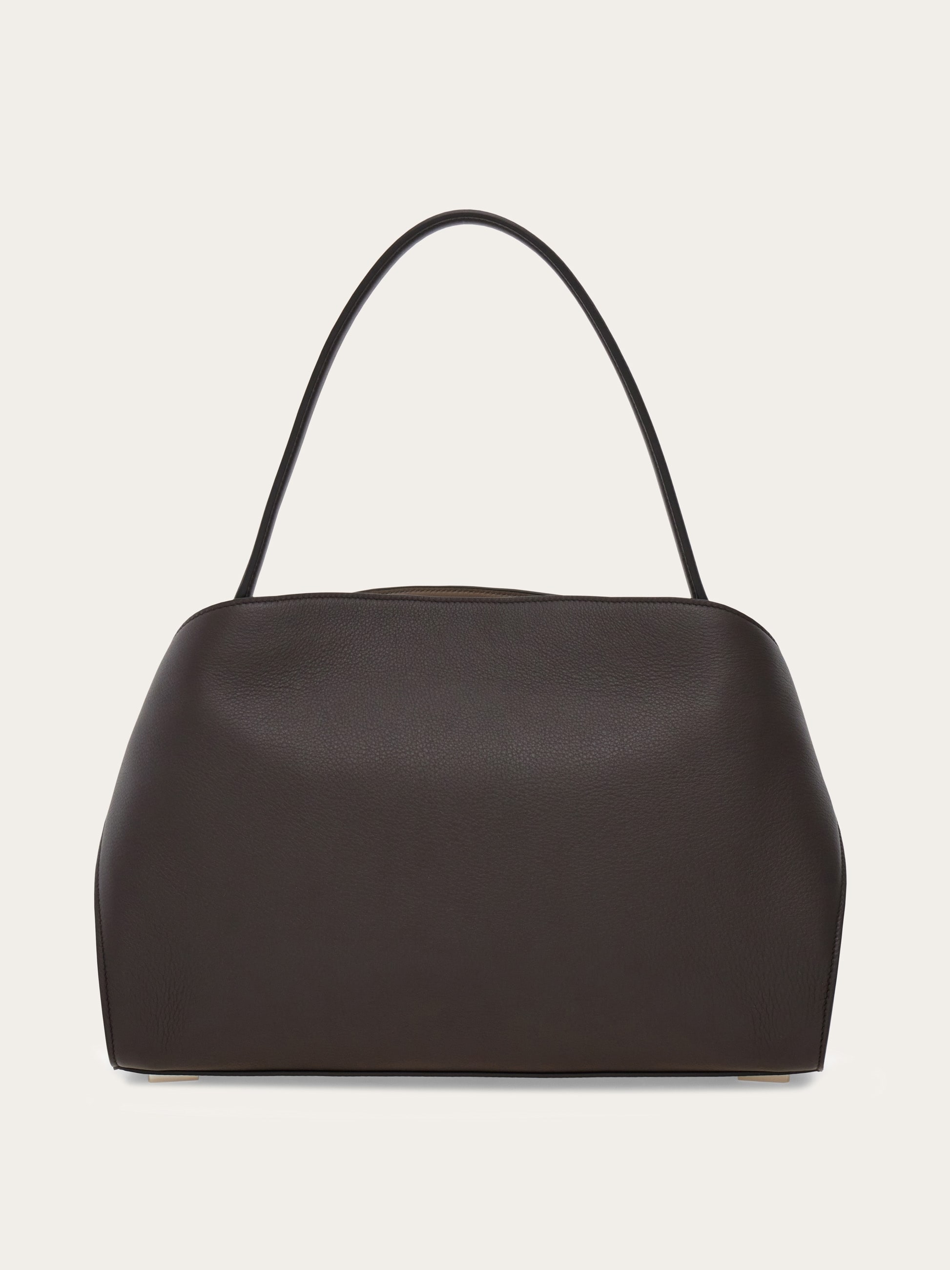 Hug soft shoulder bag (M) - Women | Ferragamo