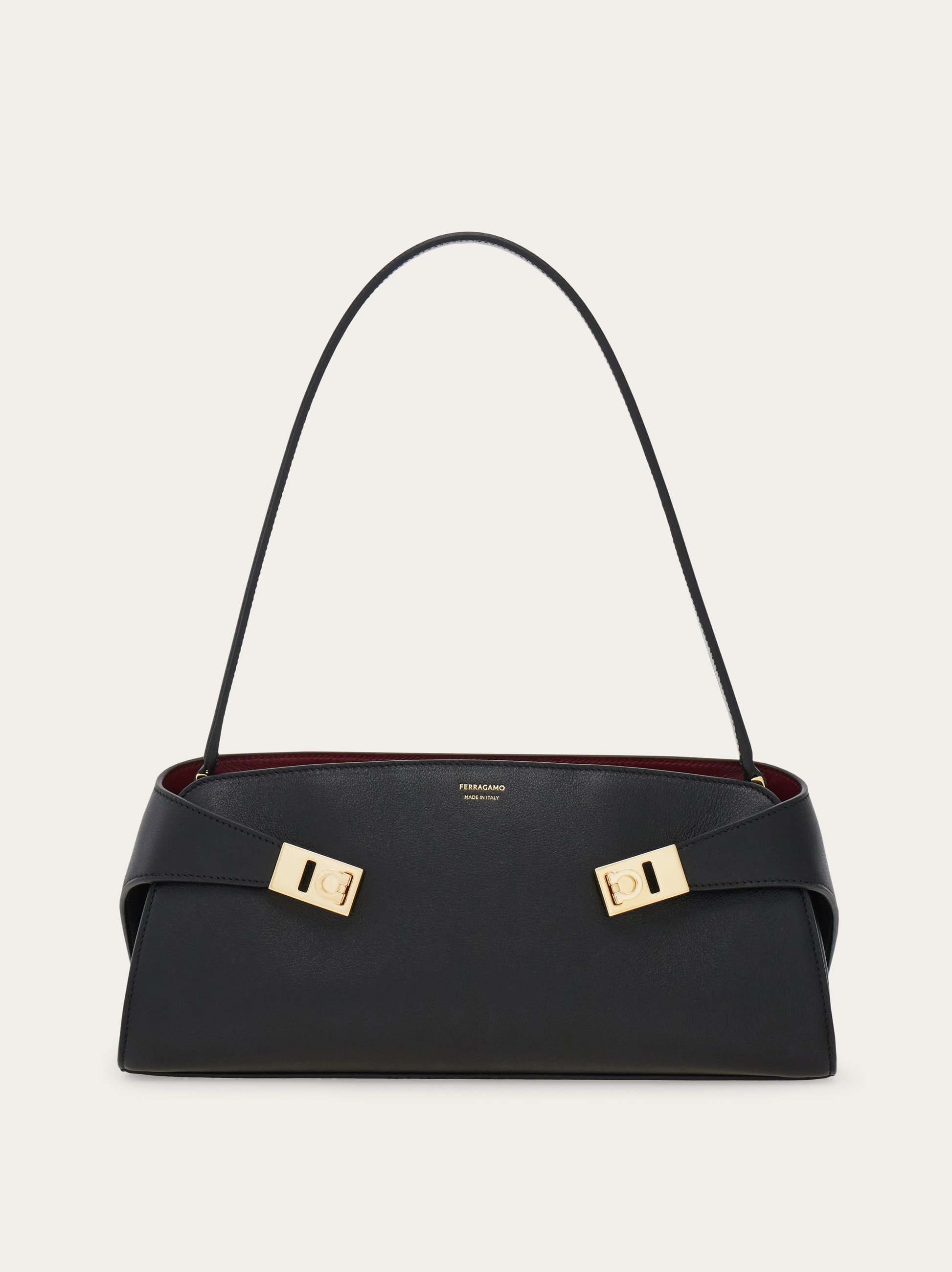 East-West Hug ショルダーバッグ - ウィメンズ | Ferragamo