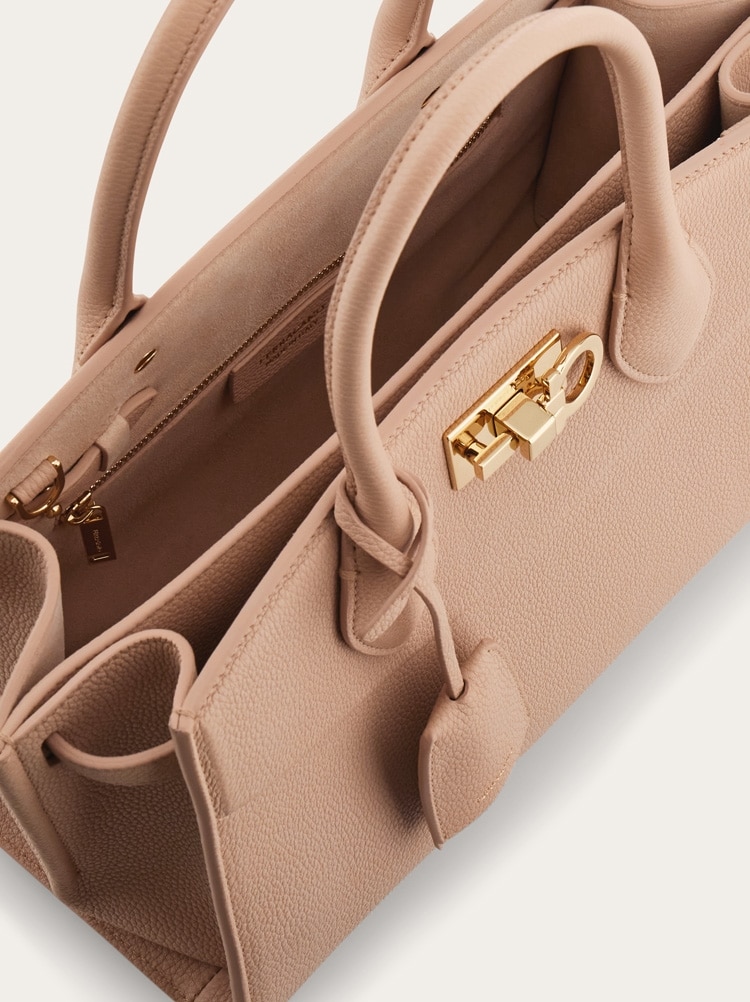 New Ferragamo Studio soft bag (M) Gallery image 6