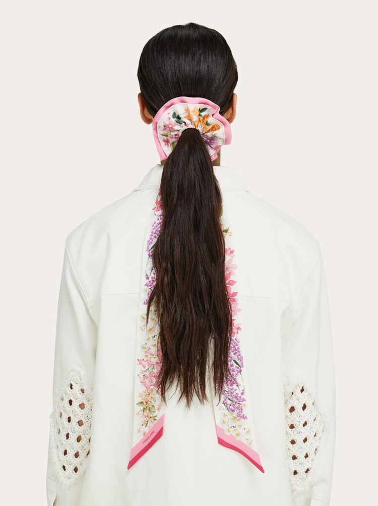 Scrunchie en soie avec mini bandeau imprimé Printemps Gallery image 3