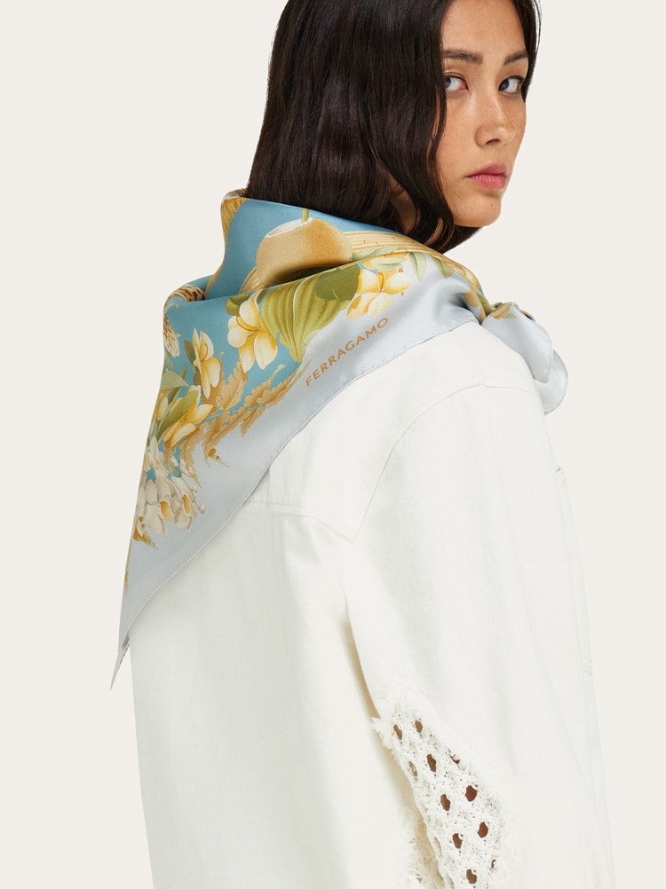 Foulard en soie imprimé Jungle Gallery image 3