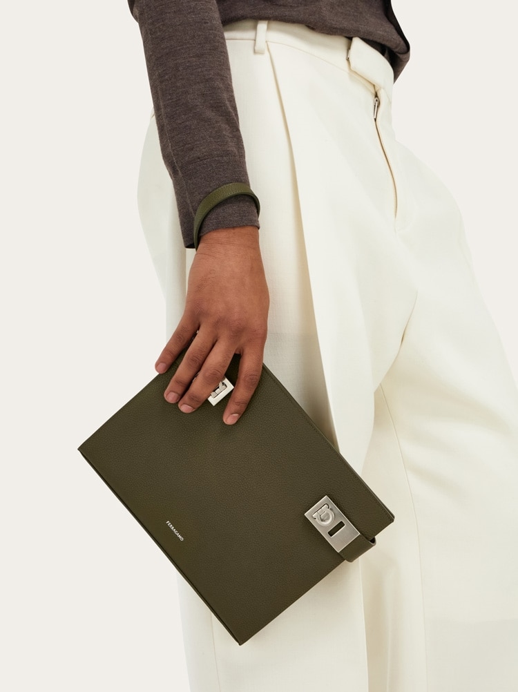 Pouch fibbie Hug Gallery image 3